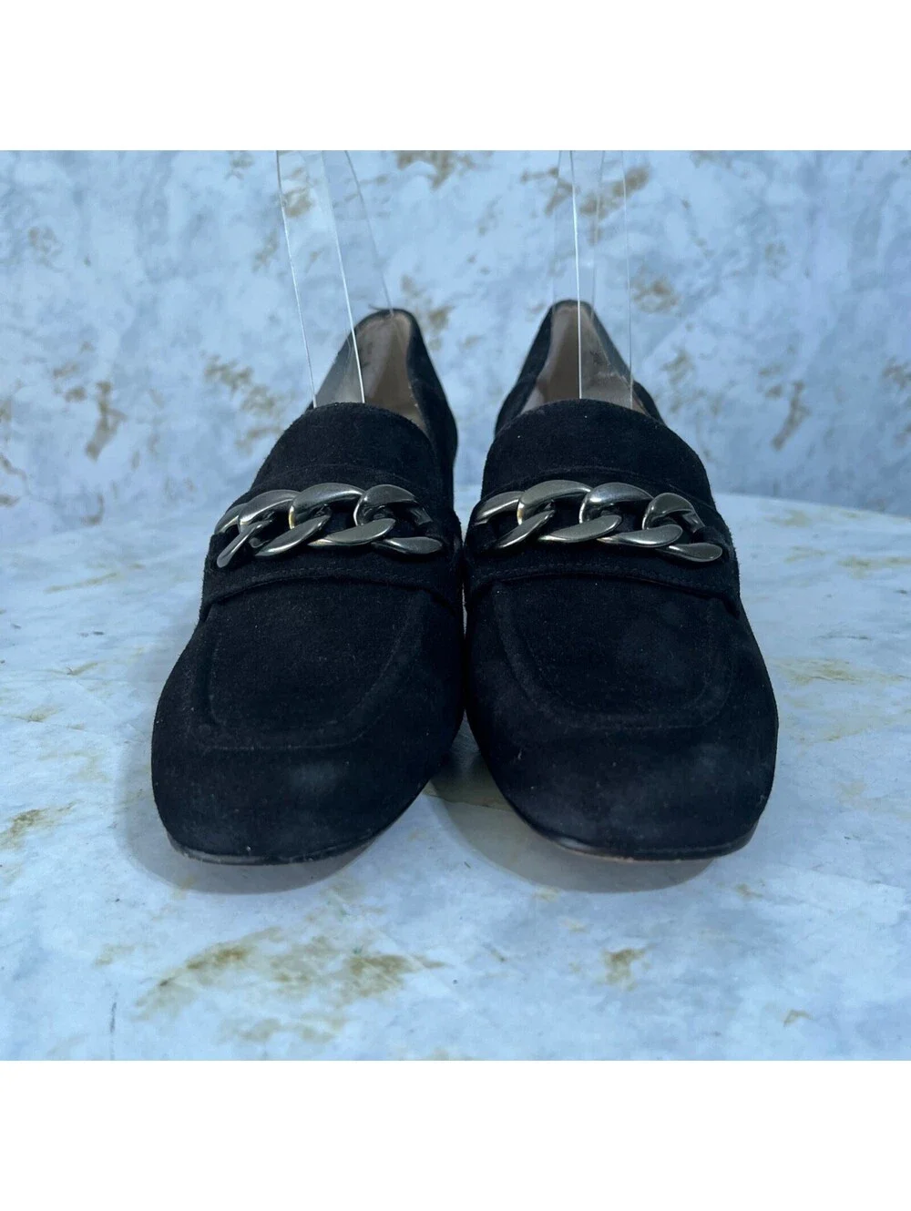 Franco Sarto signs tread